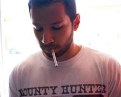 Nik Nikam smoking